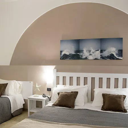 Hotel San Domenico By Badia Nuova 3*